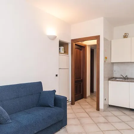Sabba 31 - Shared Pool Apartamento Golfo Aranci